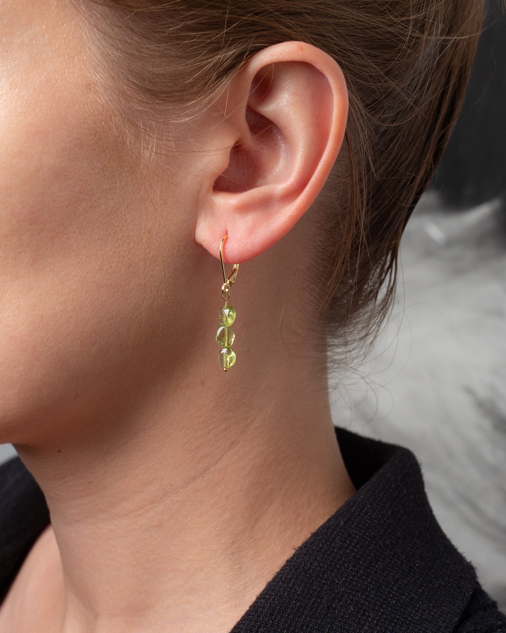 Ohrringe Tris mit Peridot - Fleurs des Prés