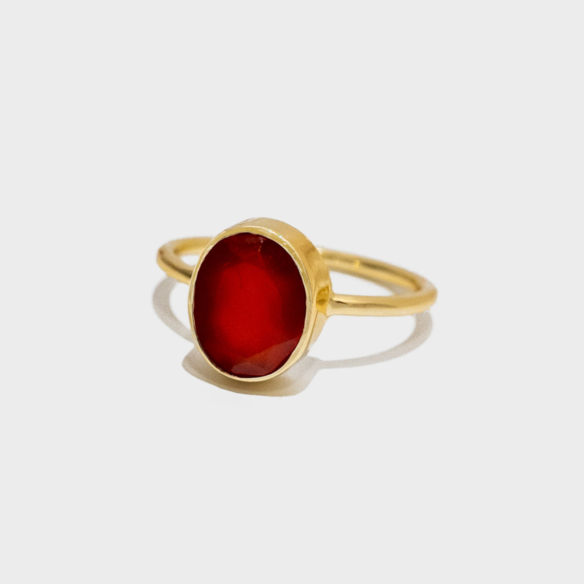 Ring Aline Oval Red Onyx - Fleurs des Prés