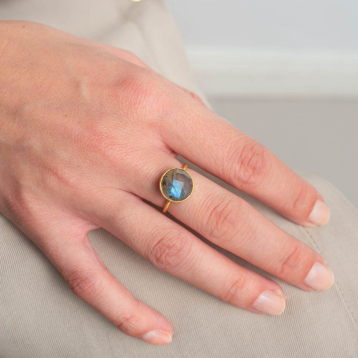 Ring Eloise Labradorite - Fleurs des Prés