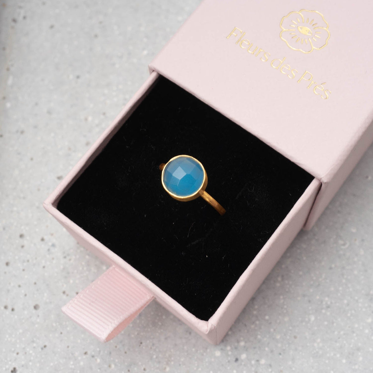 Ring Eloise Light Blue Chalcedony - Fleurs des Prés