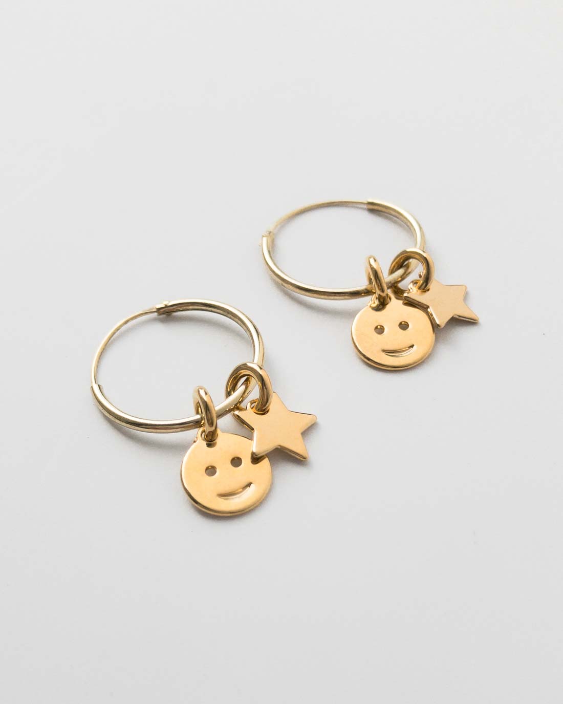 Ohrringe Charm Duo Star and Smiley